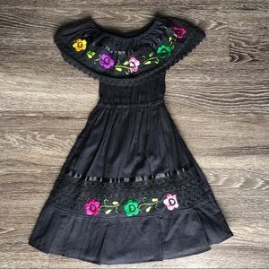 Mexican Girls Dress/ Embroidered dress